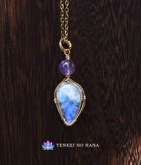 高品質レインボームーンストーンシナジーペンダントトップ◇