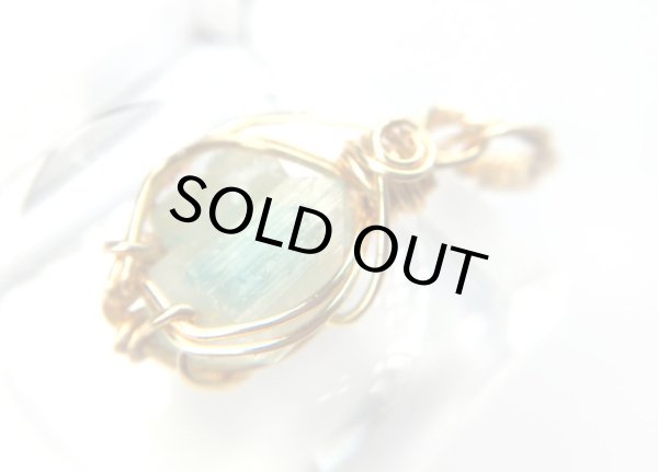 画像3: 現物を目にするだけで幸運といわれるユークレースペンダントトップ☆(M) (3)