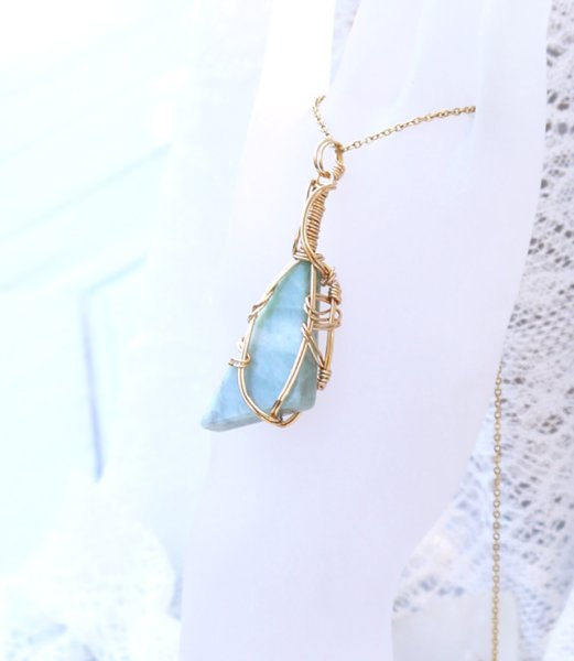 画像5: 天地を繋げ愛の源泉へと促すアゾゼオブルーグリーンアゼツライト統合のグリッド巻き®ペンダント◇ (5)