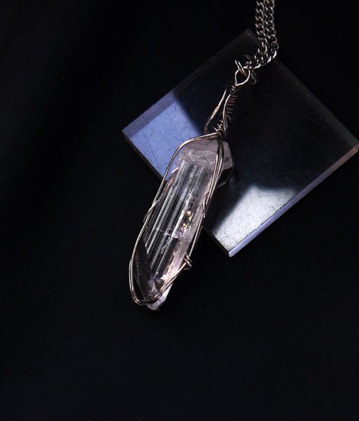 画像9: 天使のハーモニーを奏でる高品質ダンビュライト統合のグリッド巻き®ペンダントトップ◇（F） (9)